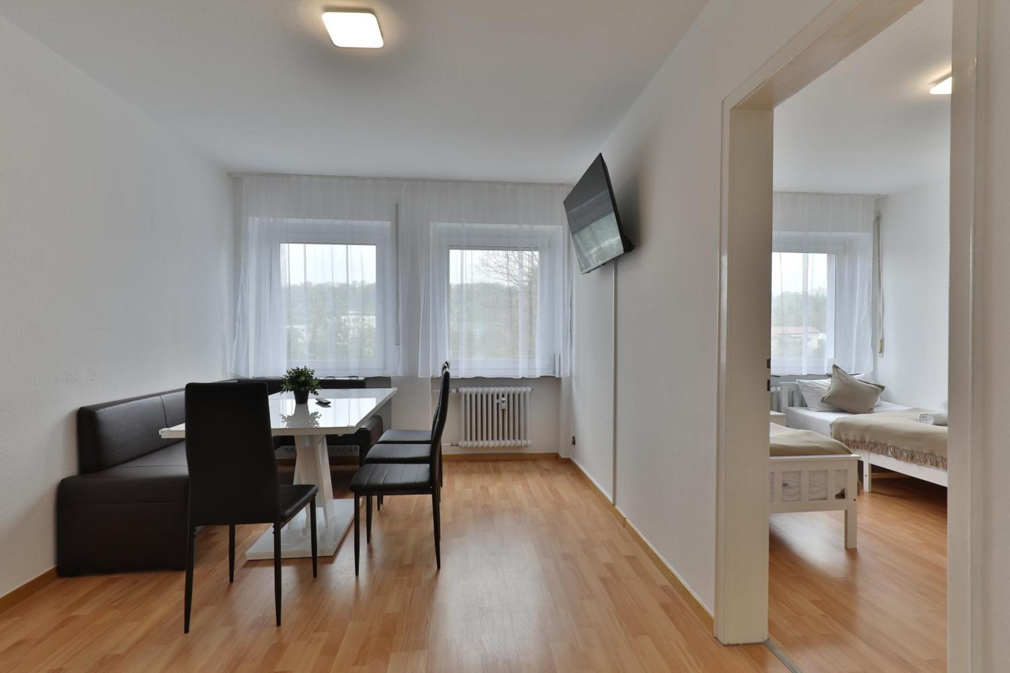 Moderne Ferienwohnungen - Service Wie Im Hotel Göppingen Eksteriør bilde