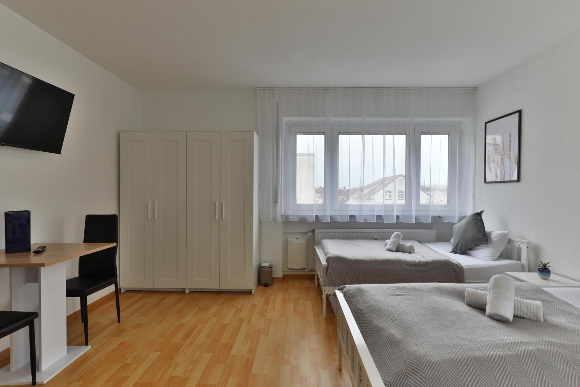 Moderne Ferienwohnungen - Service Wie Im Hotel Göppingen Eksteriør bilde