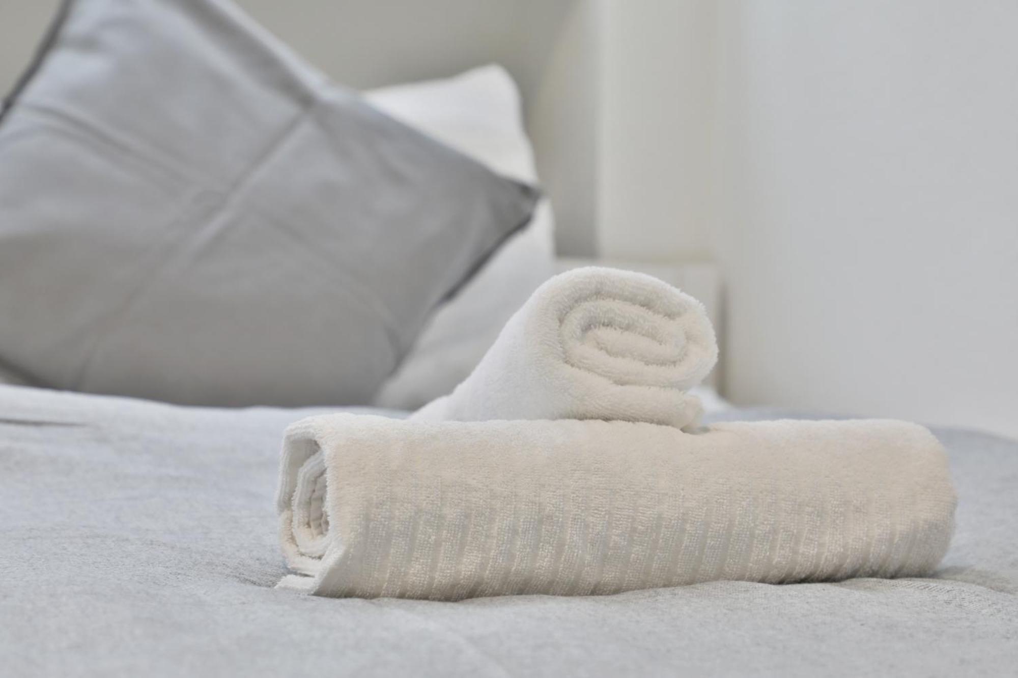 Moderne Ferienwohnungen - Service Wie Im Hotel Göppingen Eksteriør bilde