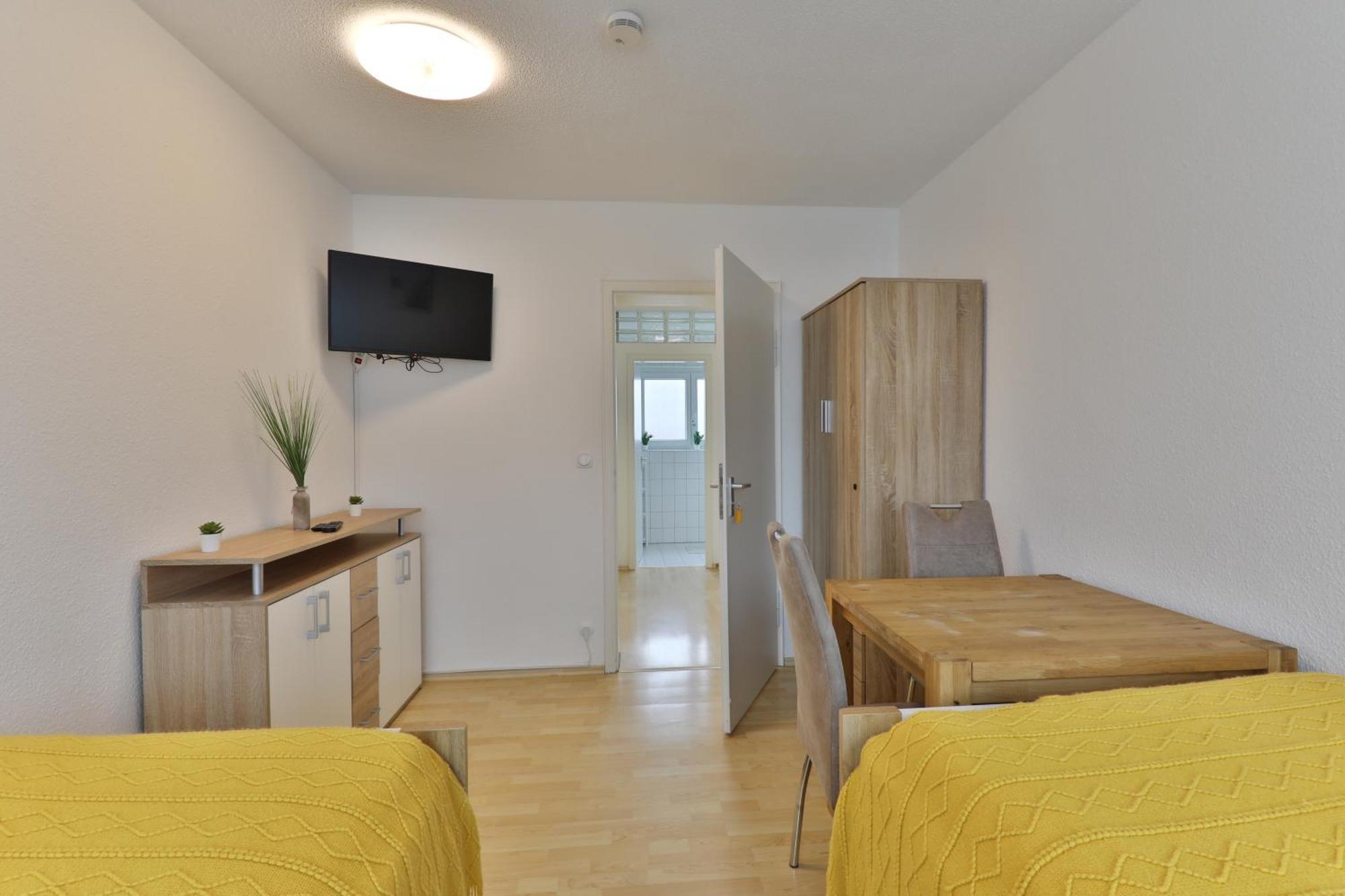 Moderne Ferienwohnungen - Service Wie Im Hotel Göppingen Eksteriør bilde