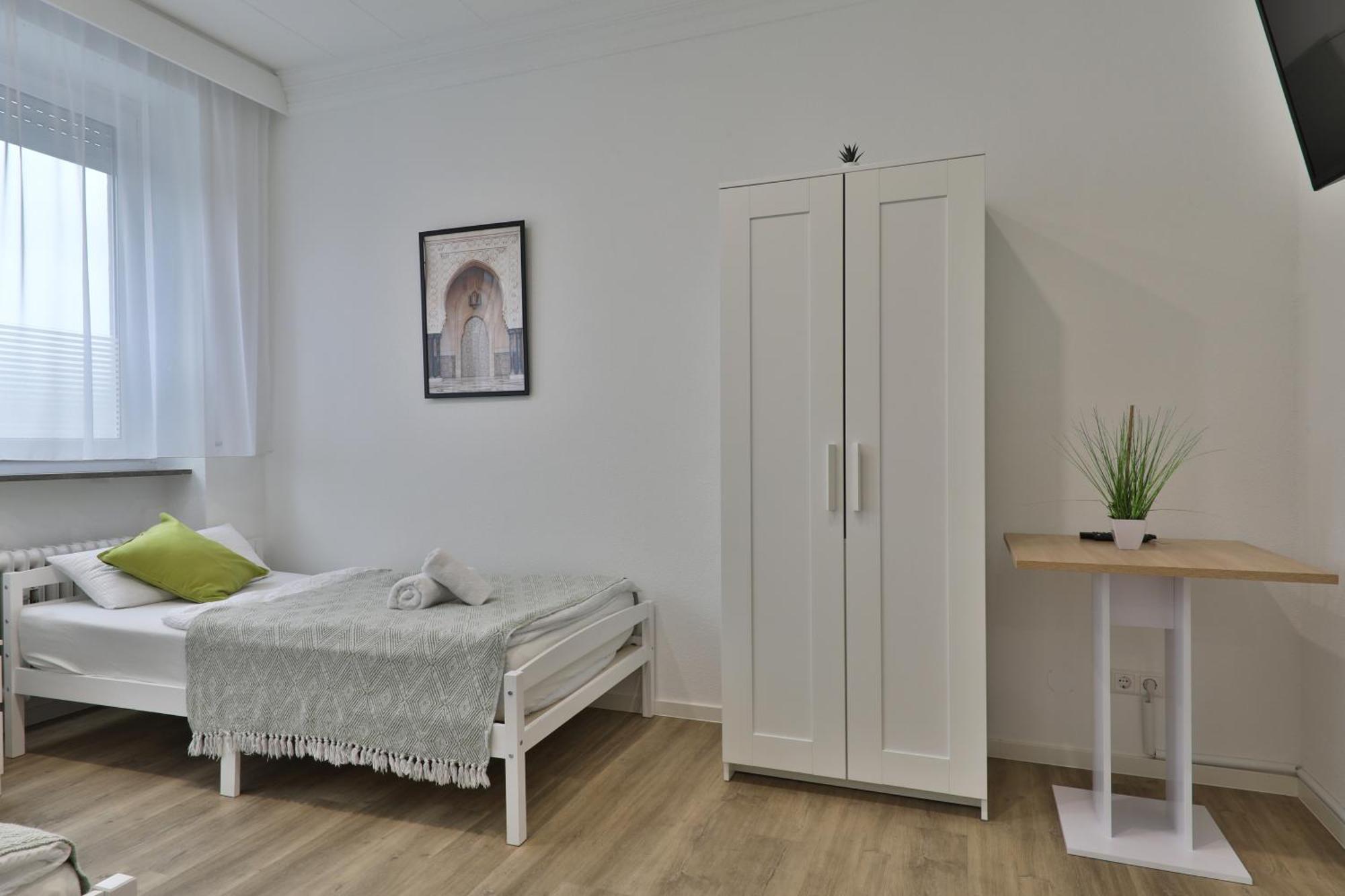 Moderne Ferienwohnungen - Service Wie Im Hotel Göppingen Eksteriør bilde