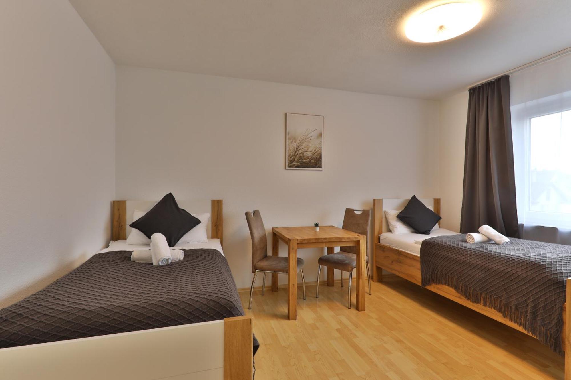 Moderne Ferienwohnungen - Service Wie Im Hotel Göppingen Eksteriør bilde