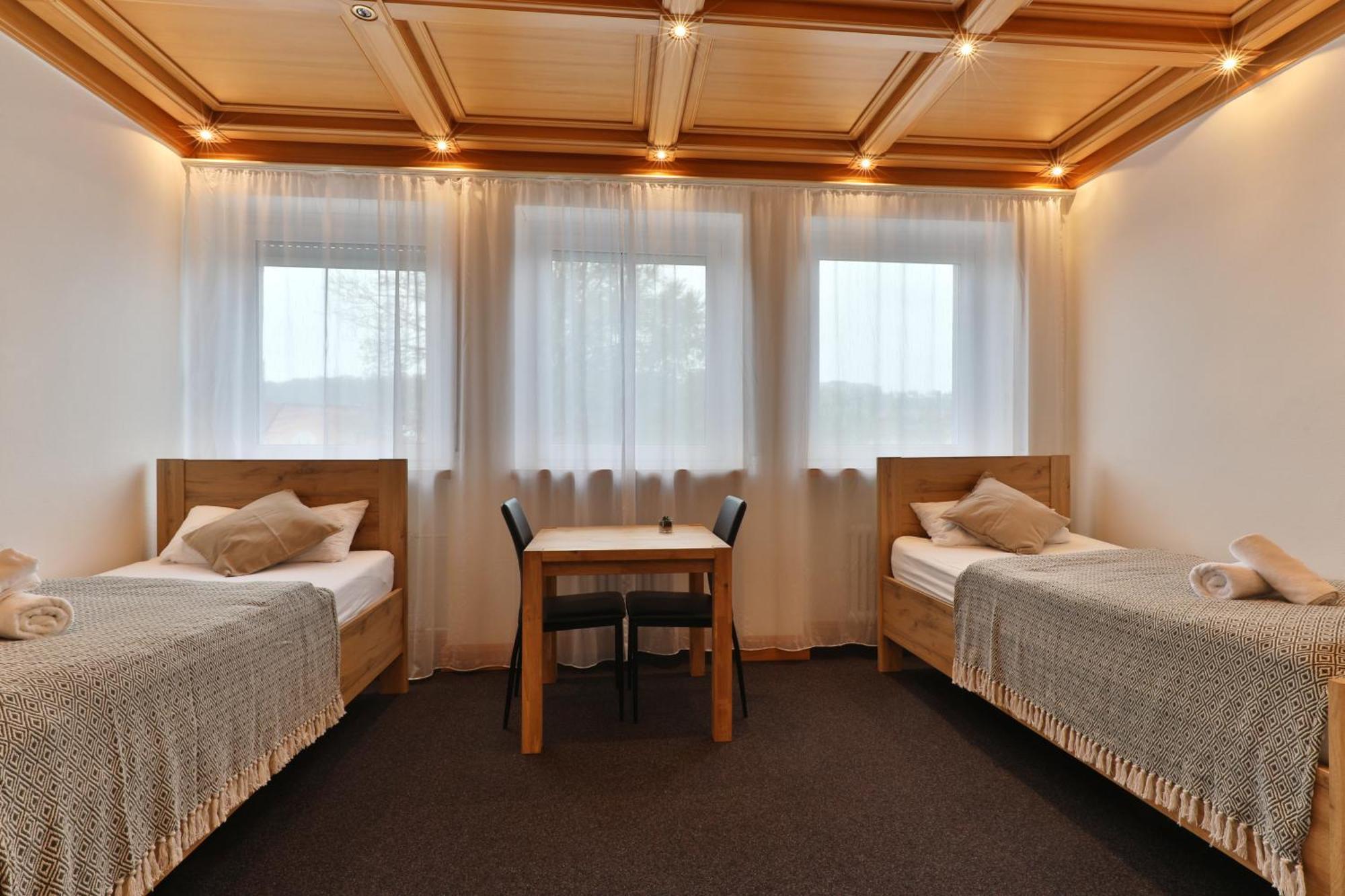 Moderne Ferienwohnungen - Service Wie Im Hotel Göppingen Eksteriør bilde